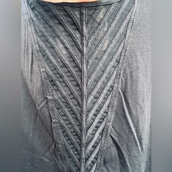 BCBGMaxazria Women's Black Drapery Tank Top Sheer Size M - Picture 4 of 6